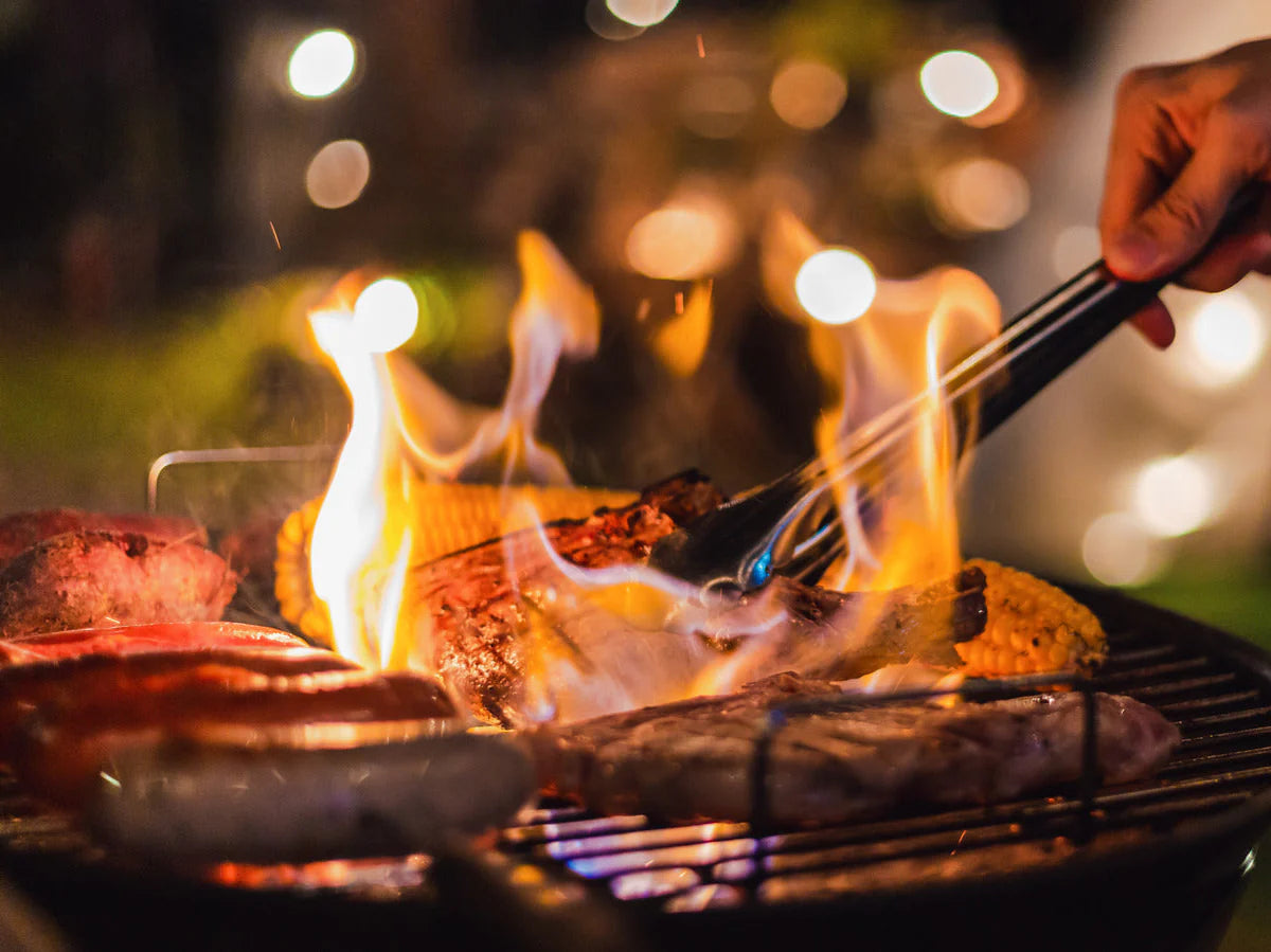 The-Sizzling-Heart-of-America-Exploring-the-BBQ-Culture-of-the-United-States R.W.FLAME